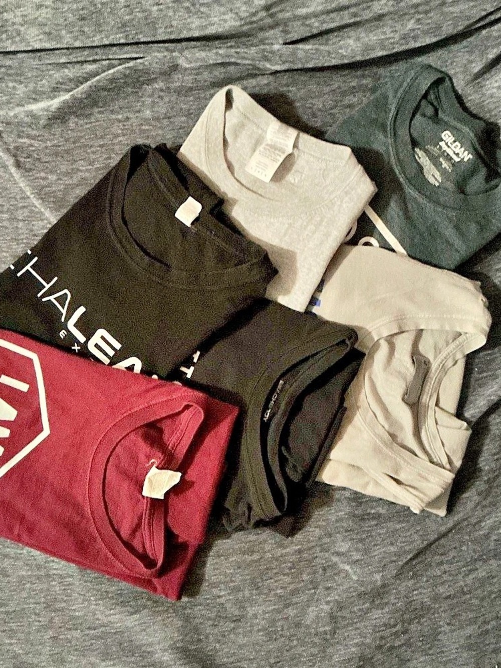 (194) Beachbody Graphic Tees and Tanks Size Large